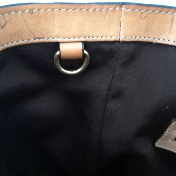 Coach Khaki Signature Jacquard Python Shoulder Bag - Picture 6 of 8